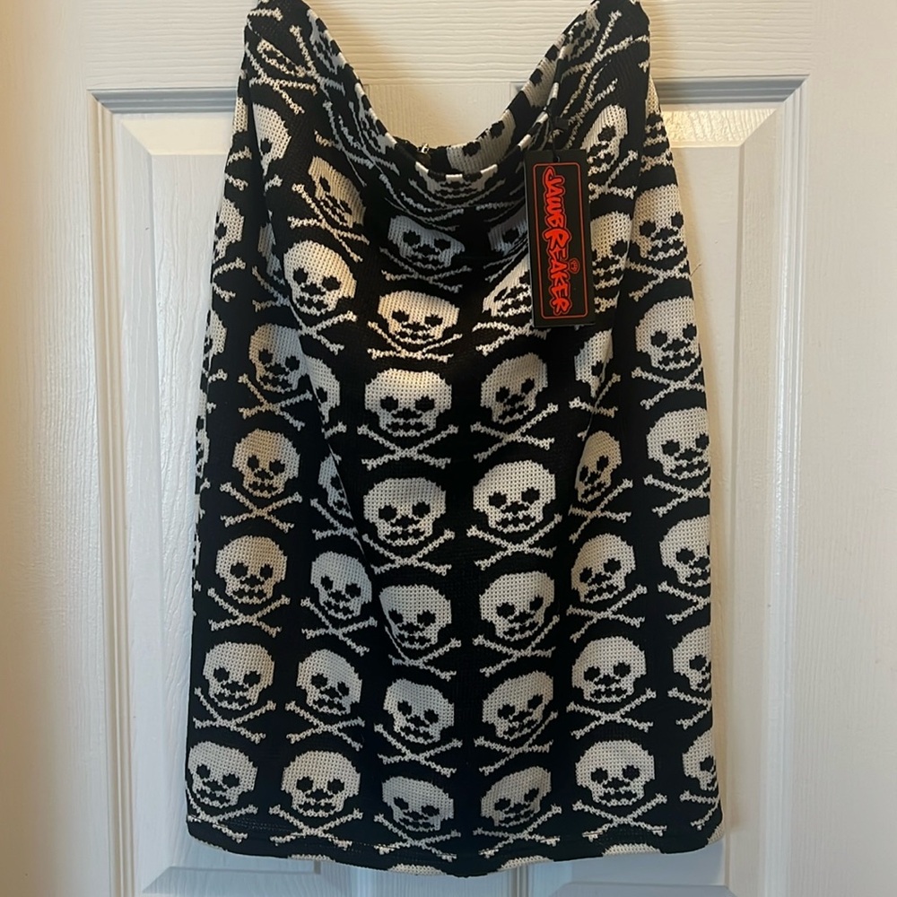 Skull skirt